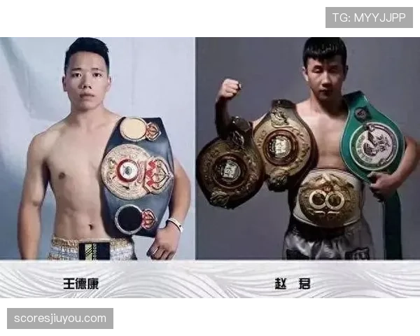 熊朝忠训练完蹲路边啃馒头那会儿,谁还记得他拿过世界拳王金腰带? 熊朝忠训练完蹲路边啃馒头那会儿,谁还记得他拿过世界拳王金腰带?